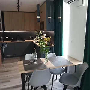 apartament-bernata-rdka.poznan-hotels.com/